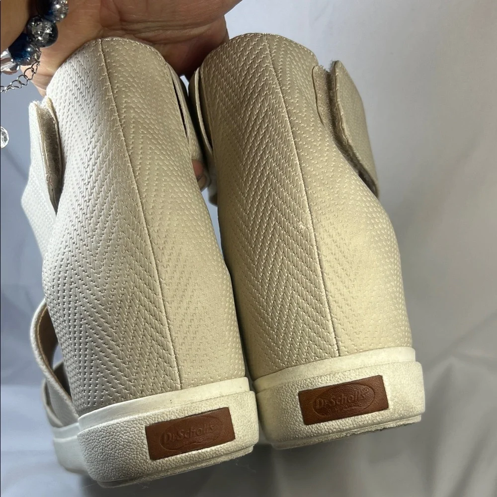 Dr. Scholl's Beige Wedge Sandals